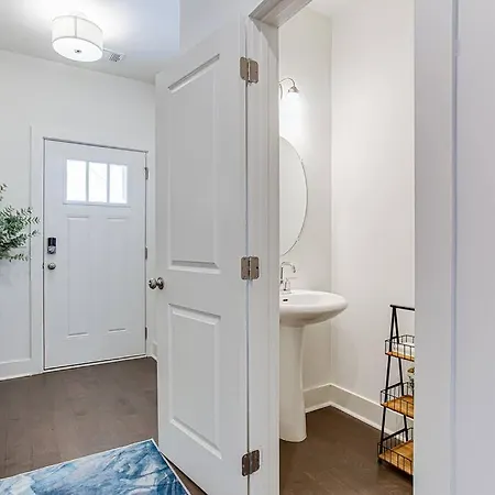 Appartement 2022 Quiet Relaxing And Secure Town House Near Atlanta à Redan Extérieur photo