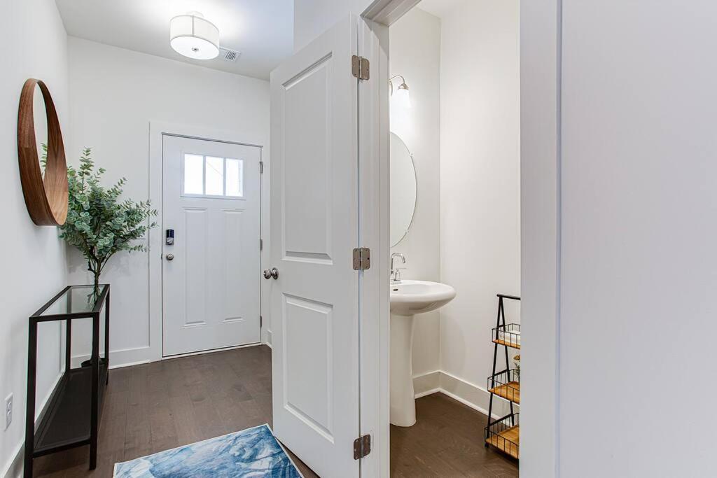2022 Quiet Relaxing And Secure Town House Near Atlanta *